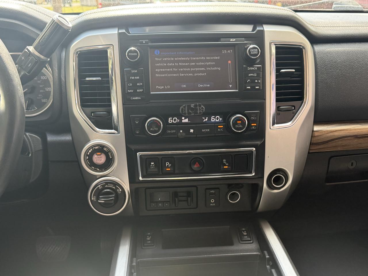 Nissan Titan XD 4x4 Diesel Crew Cab SL 2017