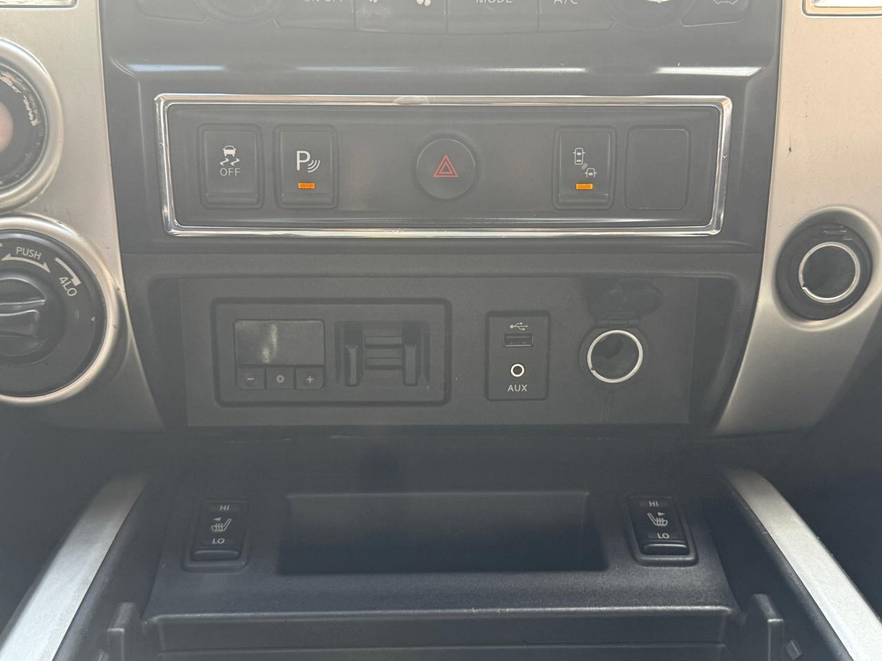 Nissan Titan XD 4x4 Diesel Crew Cab SL 2017