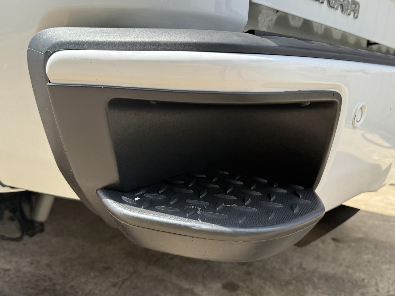 GMC Sierra 1500 4WD Crew Cab 143.5" SLT 2018