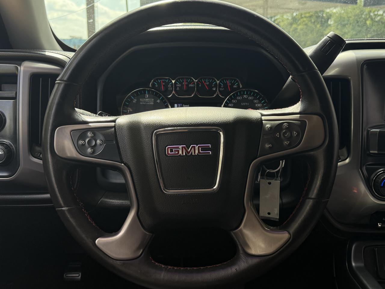 GMC Sierra 1500 4WD Crew Cab 143.5" SLT 2018