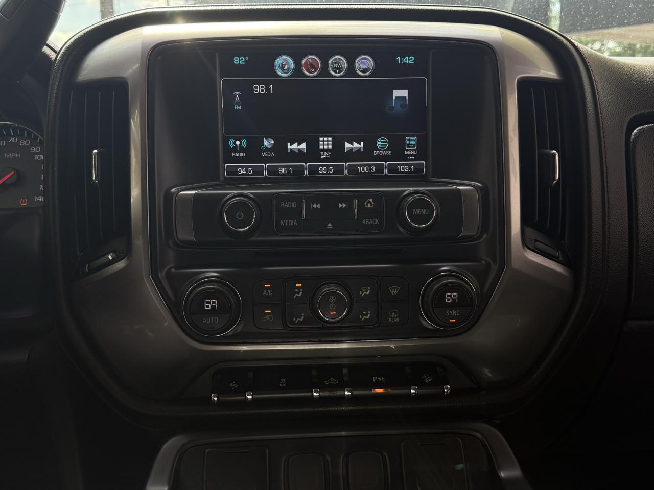 GMC Sierra 1500 4WD Crew Cab 143.5" SLT 2018