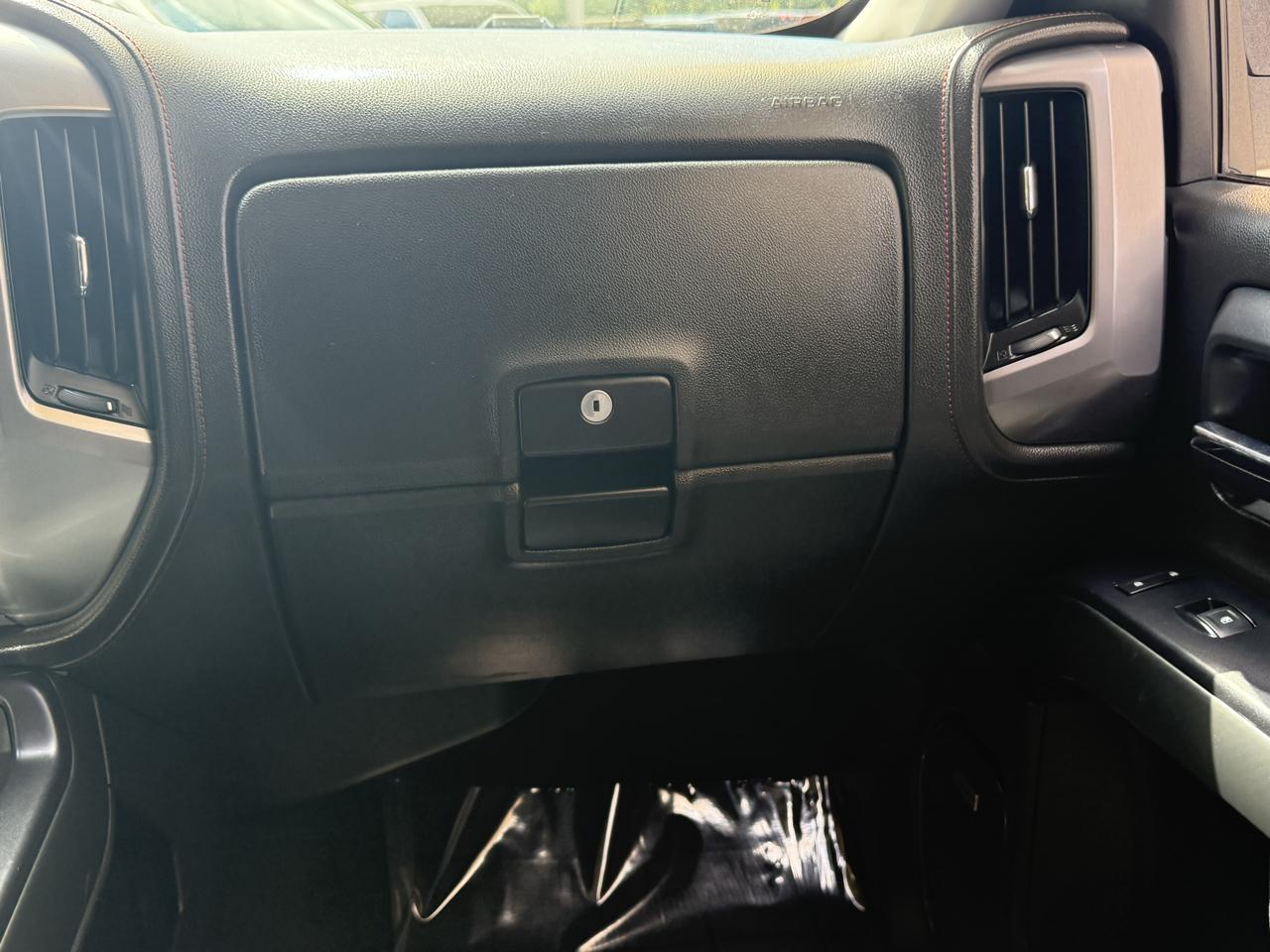 GMC Sierra 1500 4WD Crew Cab 143.5" SLT 2018