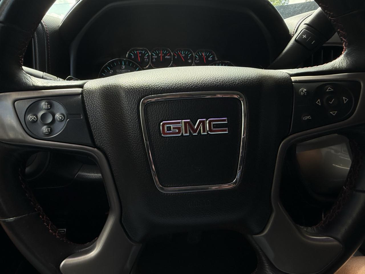 GMC Sierra 1500 4WD Crew Cab 143.5" SLT 2018