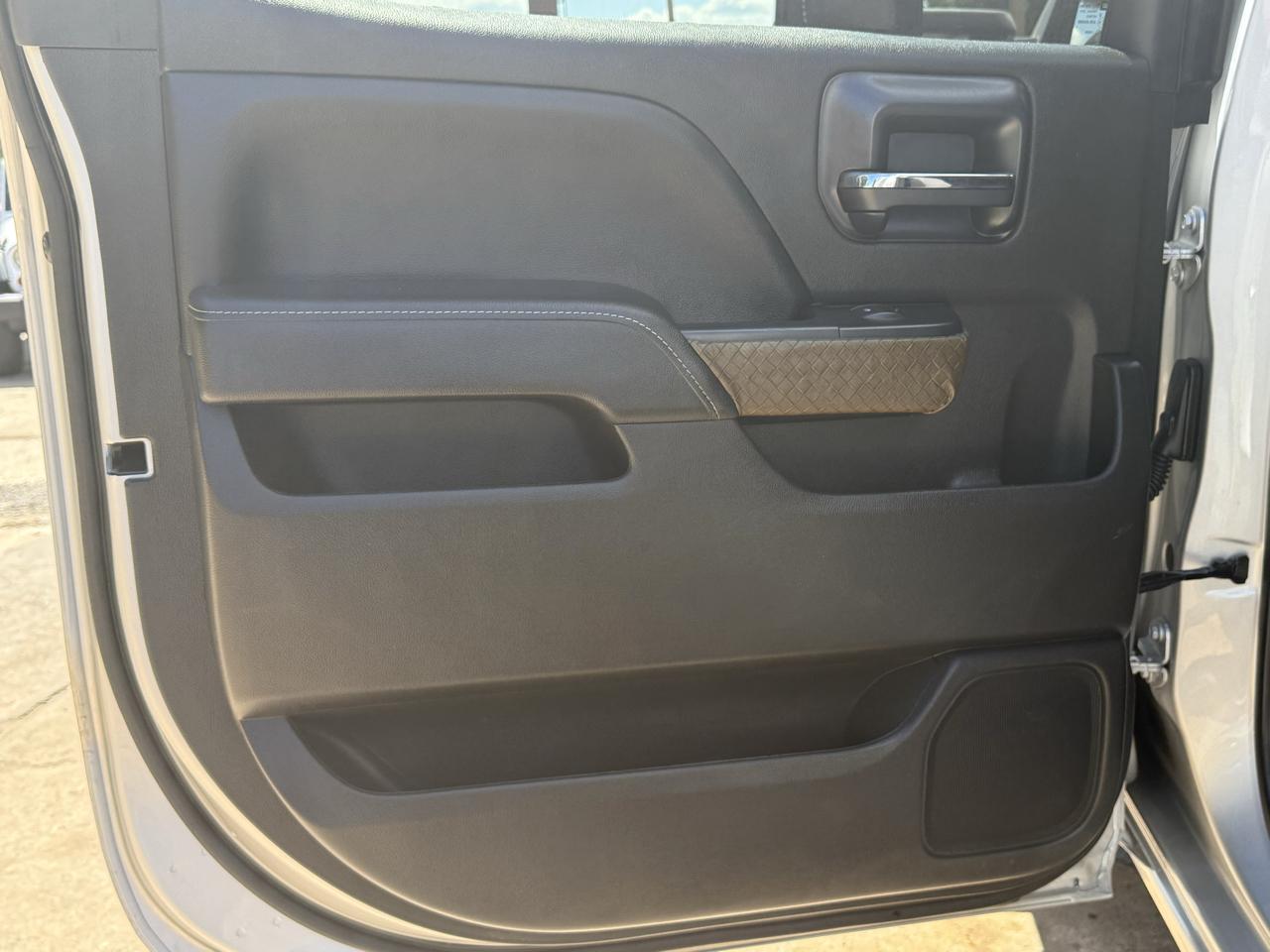 Chevrolet Silverado 1500 2WD Crew Cab 143.5" LT w/1LT 2018