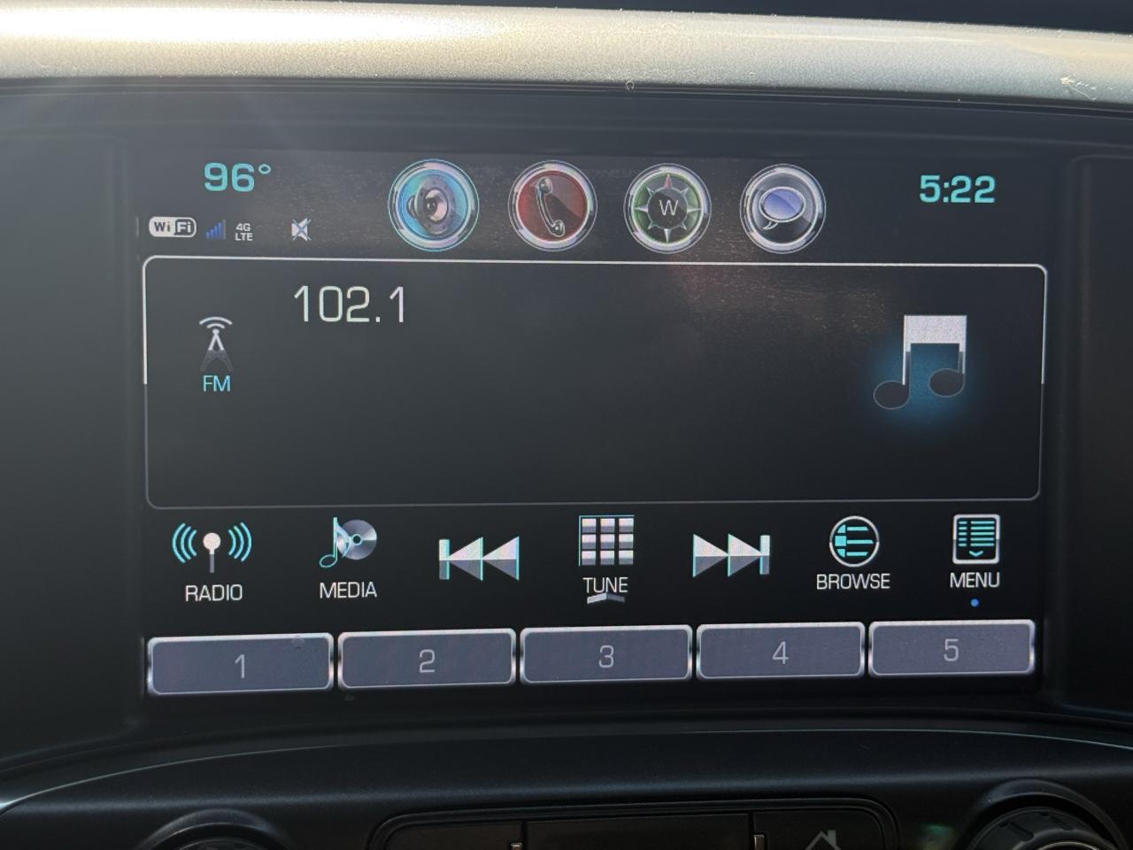 Chevrolet Silverado 1500 2WD Crew Cab 143.5" LT w/1LT 2018