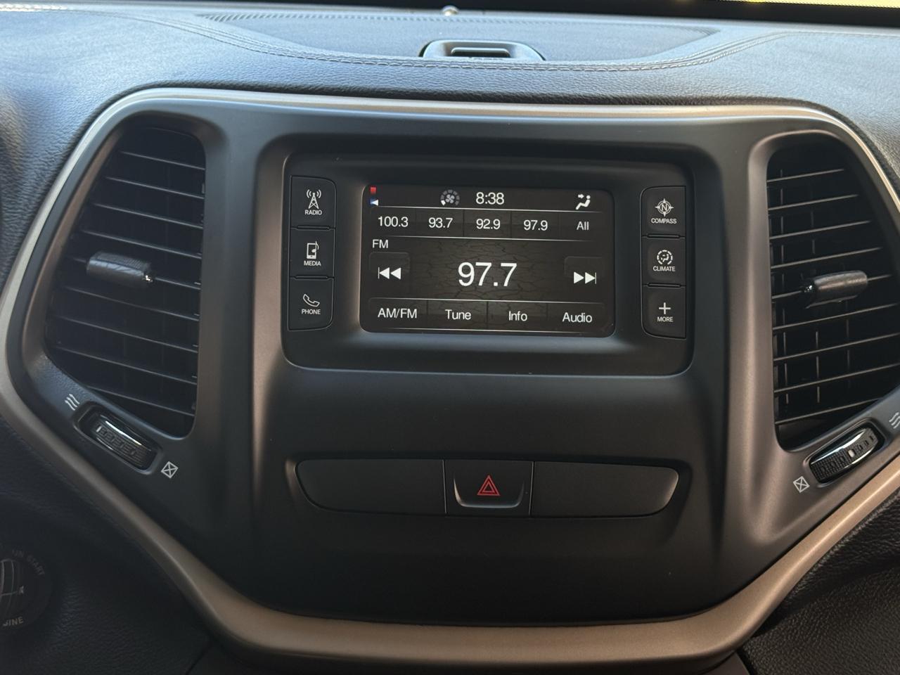 Jeep Cherokee FWD 4dr Latitude 2015