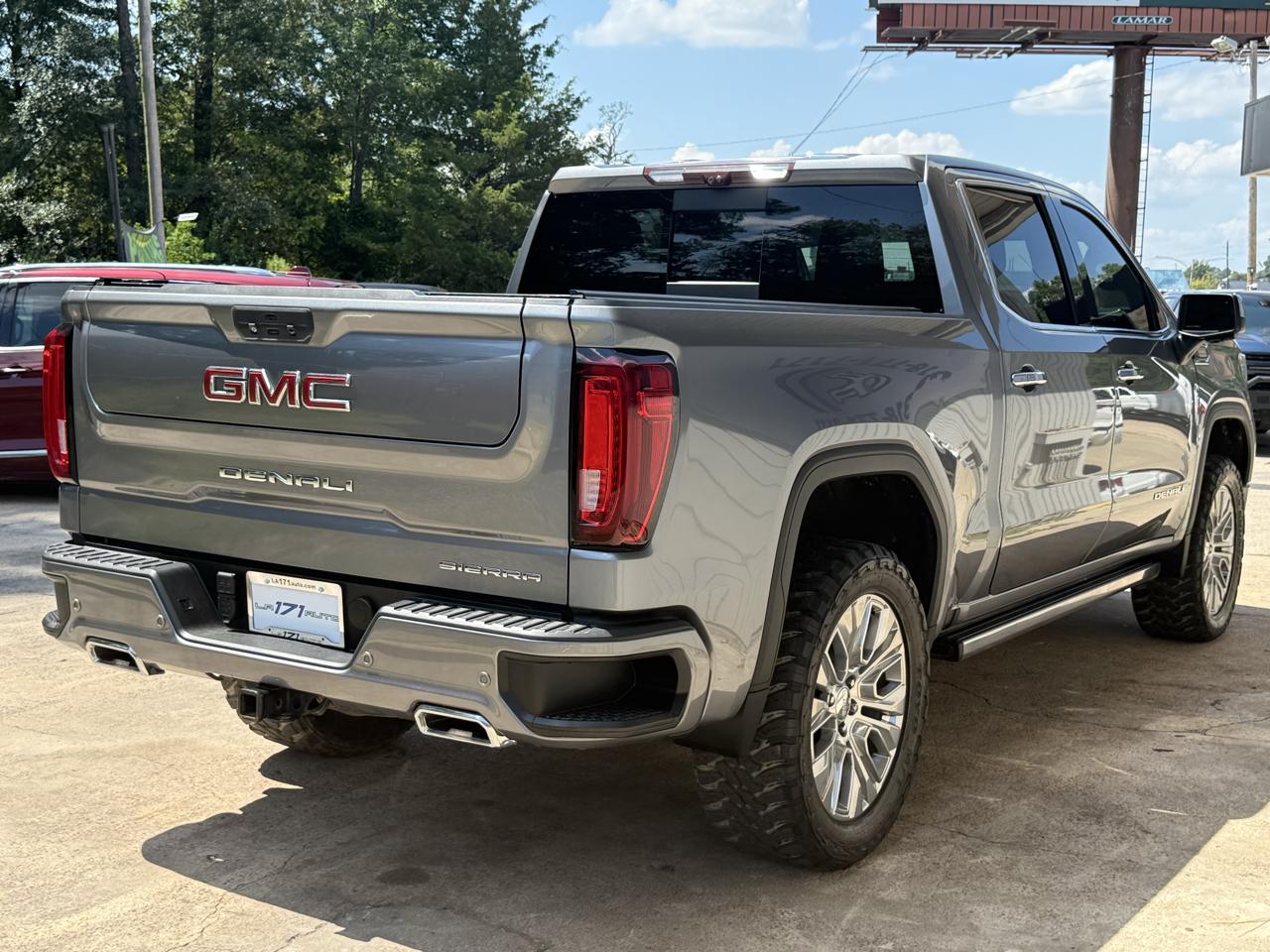 GMC Sierra 1500 4WD Crew Cab 147" Denali 2021