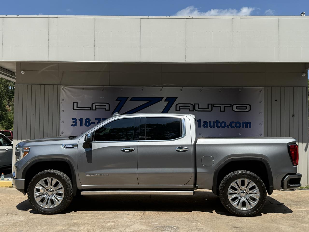 GMC Sierra 1500 4WD Crew Cab 147" Denali 2021