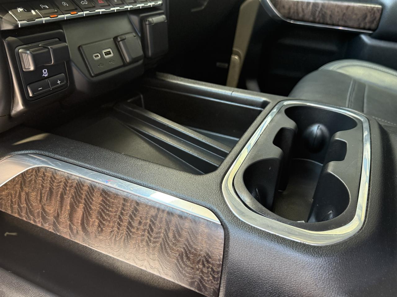 GMC Sierra 1500 4WD Crew Cab 147" Denali 2021