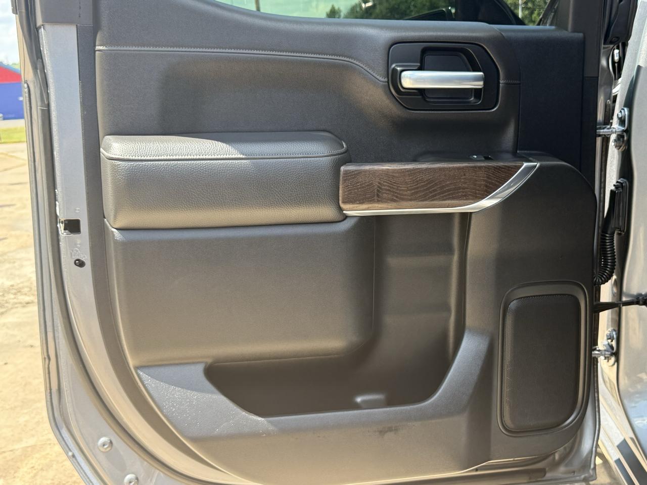 GMC Sierra 1500 4WD Crew Cab 147" Denali 2021
