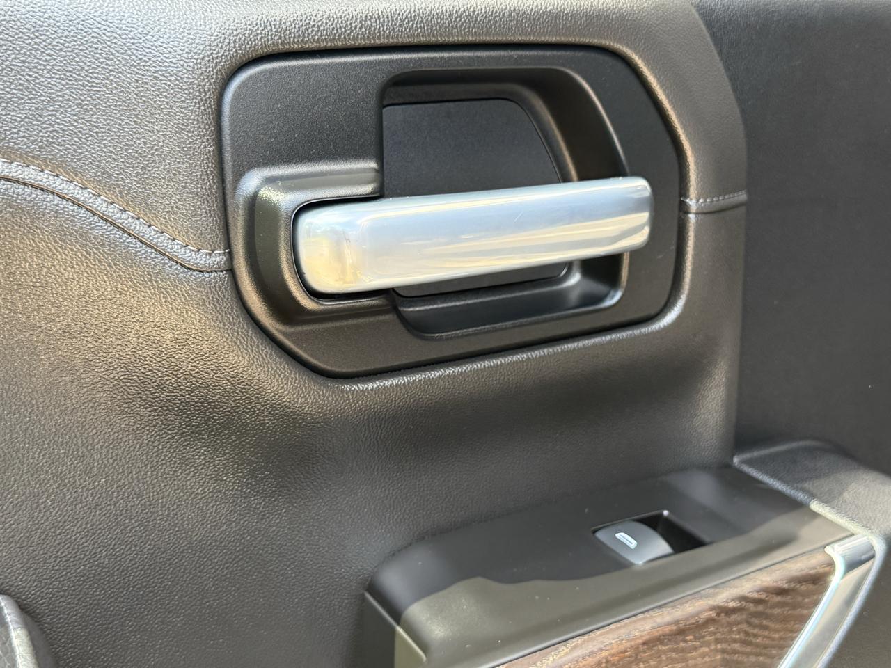 GMC Sierra 1500 4WD Crew Cab 147" Denali 2021