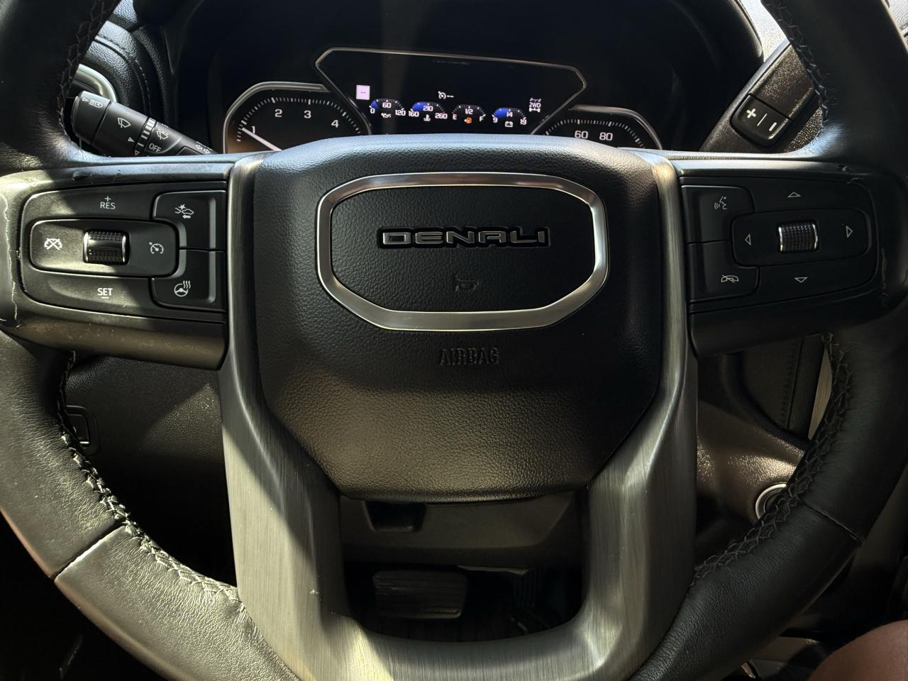 GMC Sierra 1500 4WD Crew Cab 147" Denali 2021