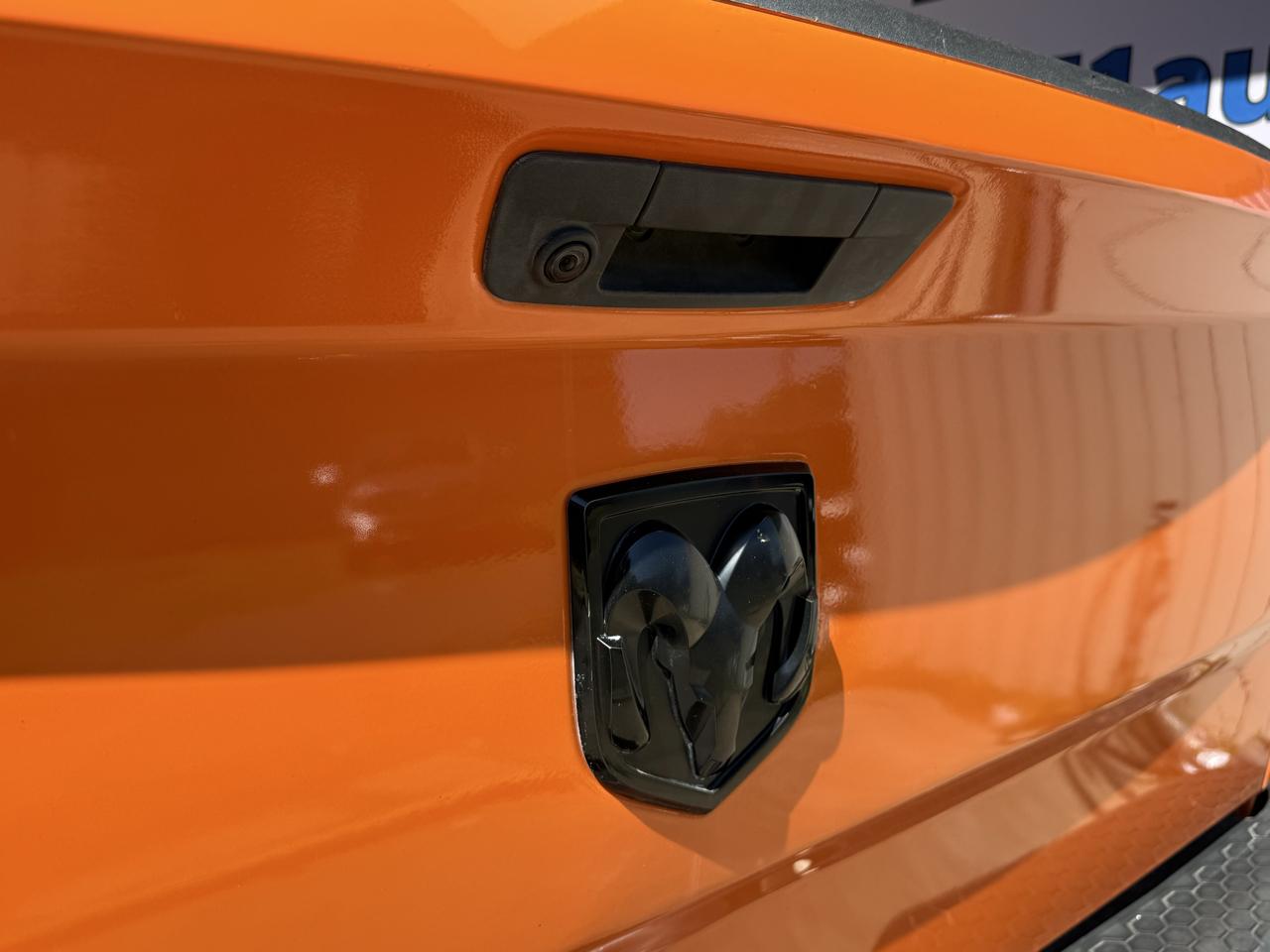 RAM 1500 Classic Express 4x2 Crew Cab 5'7" Box 2019