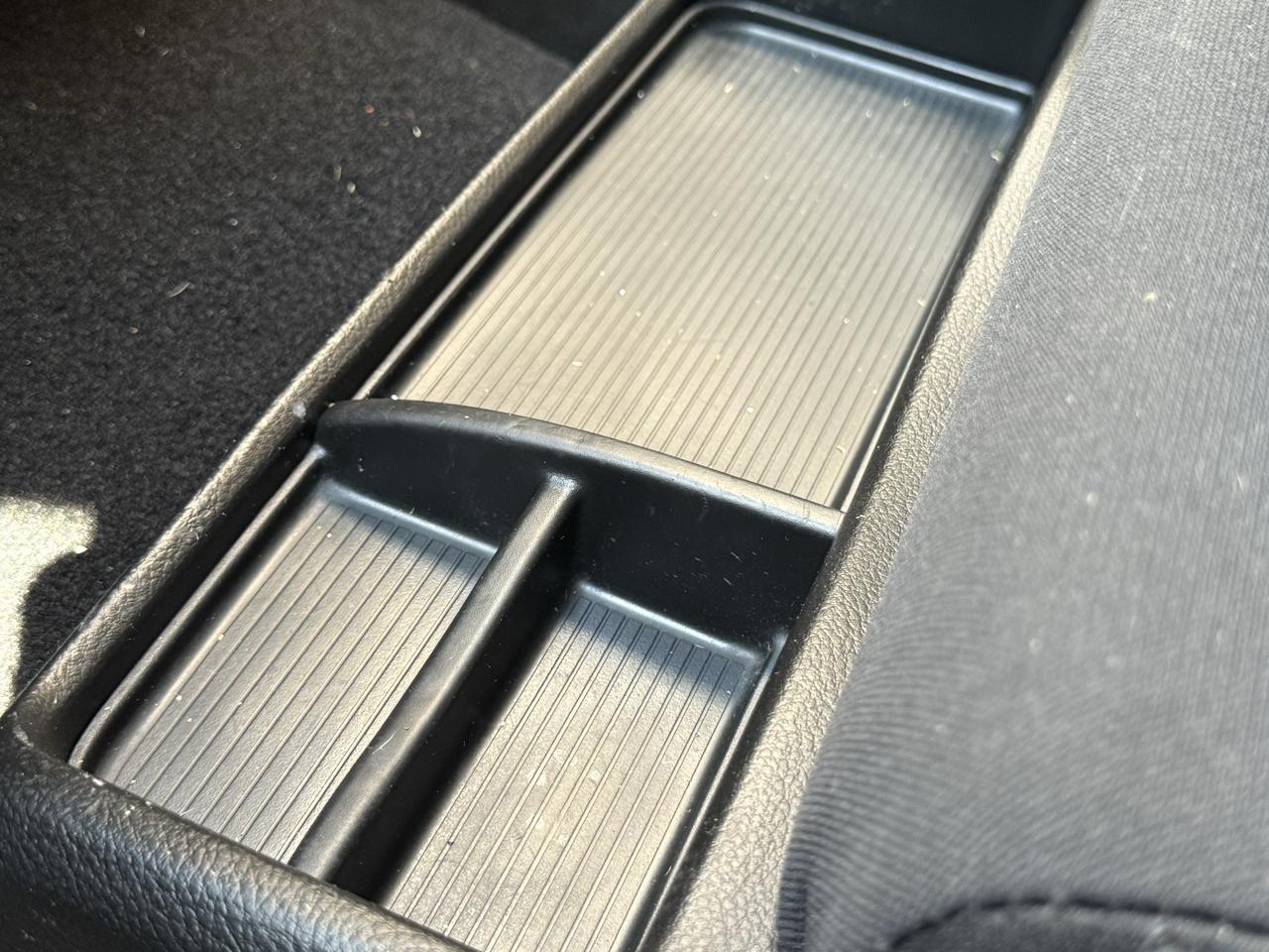 RAM 1500 Classic Express 4x2 Crew Cab 5'7" Box 2019
