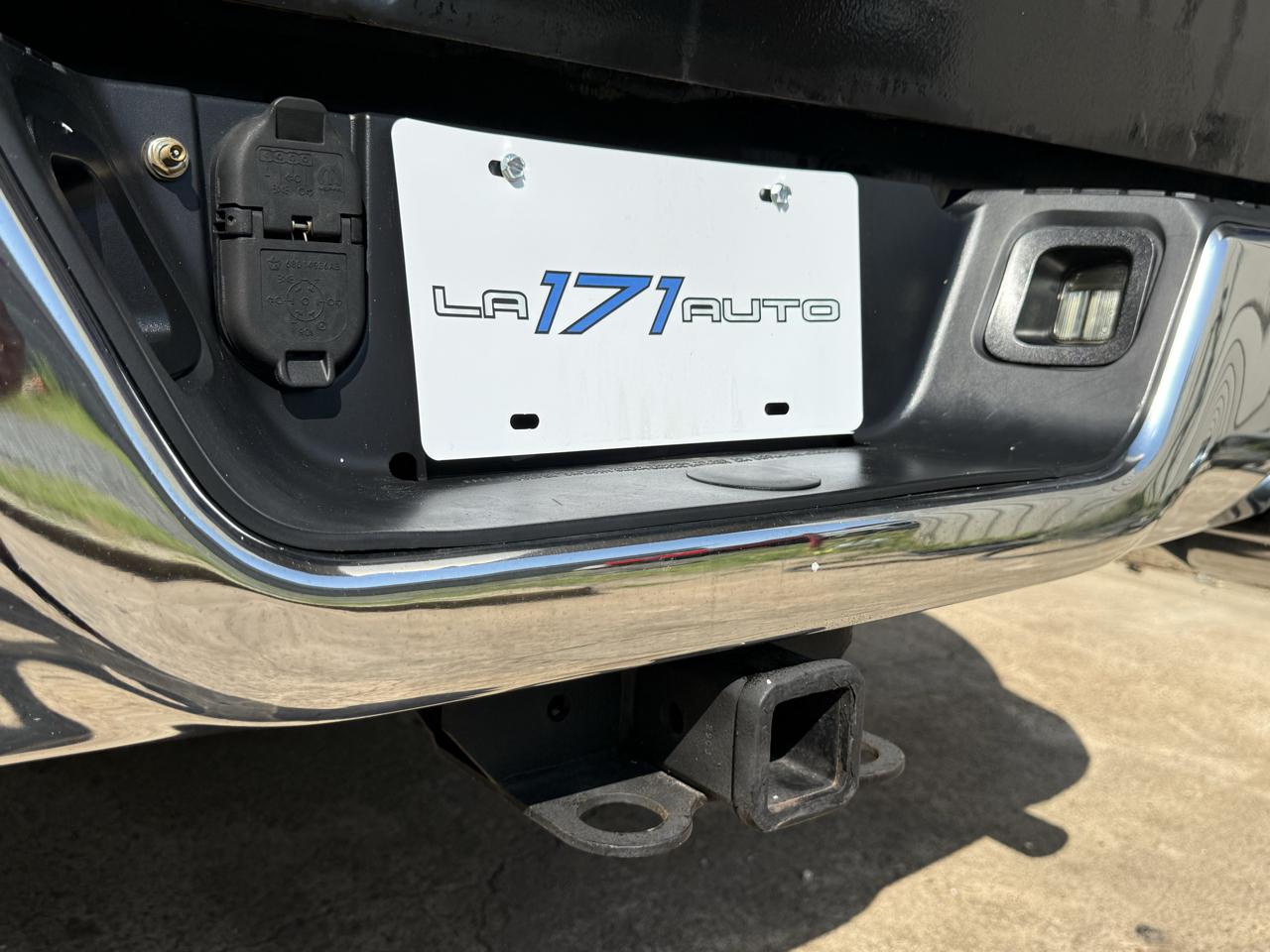 RAM 1500 4WD Crew Cab 140.5" Laramie 2014