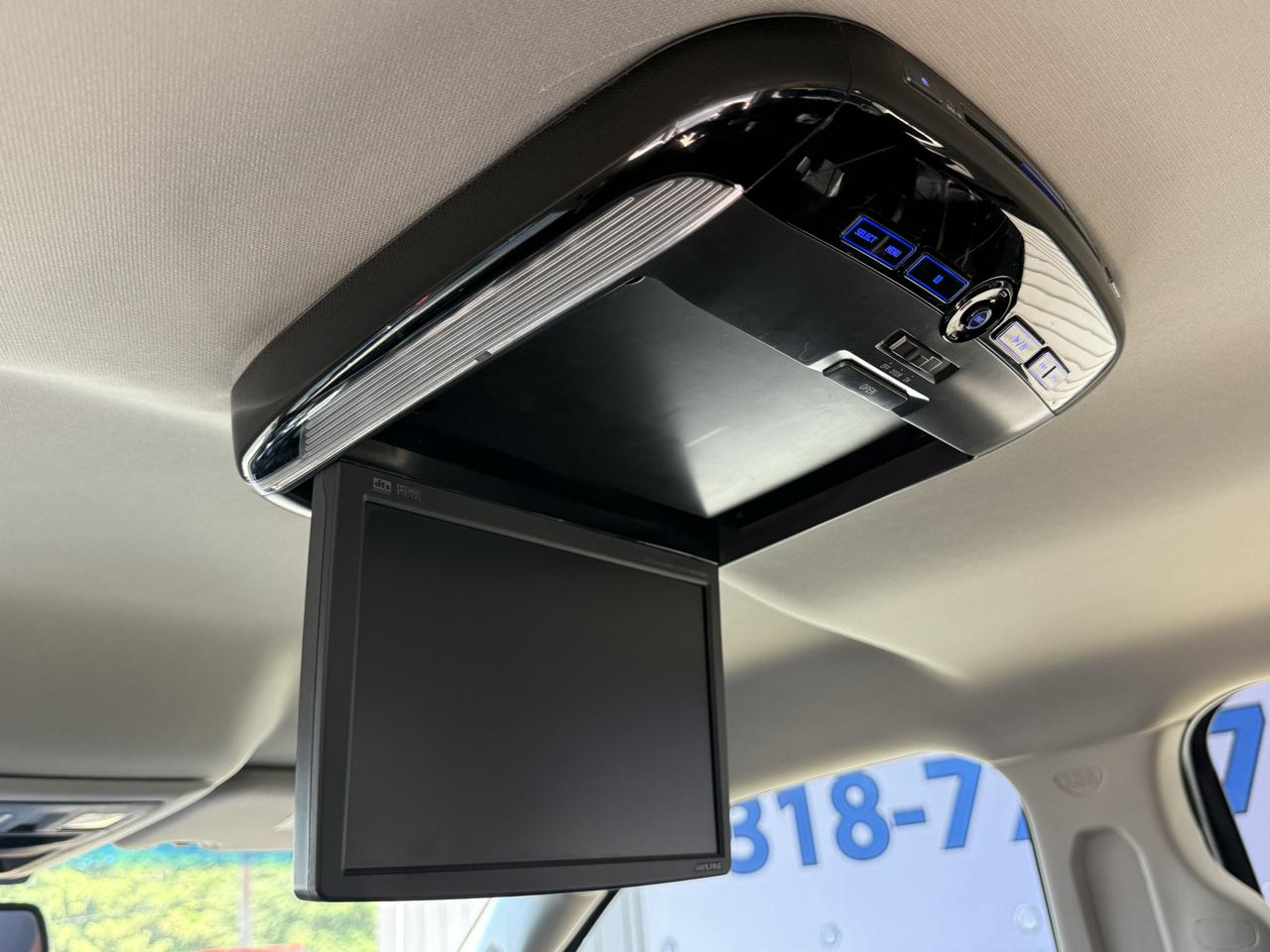 RAM 1500 4WD Crew Cab 140.5" Laramie 2014
