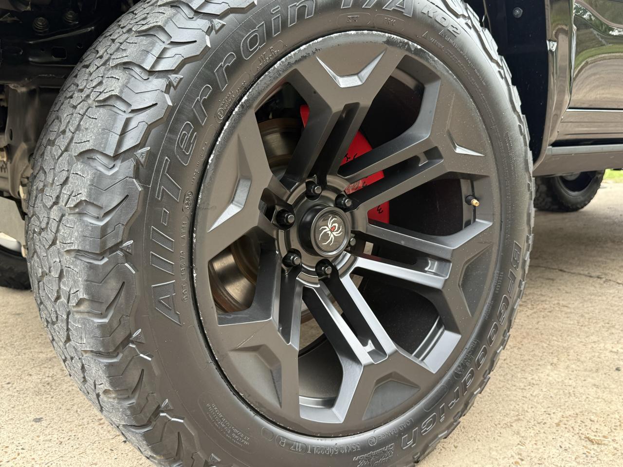 RAM 1500 Big Horn 4x4 Crew Cab 5'7" Box 2023
