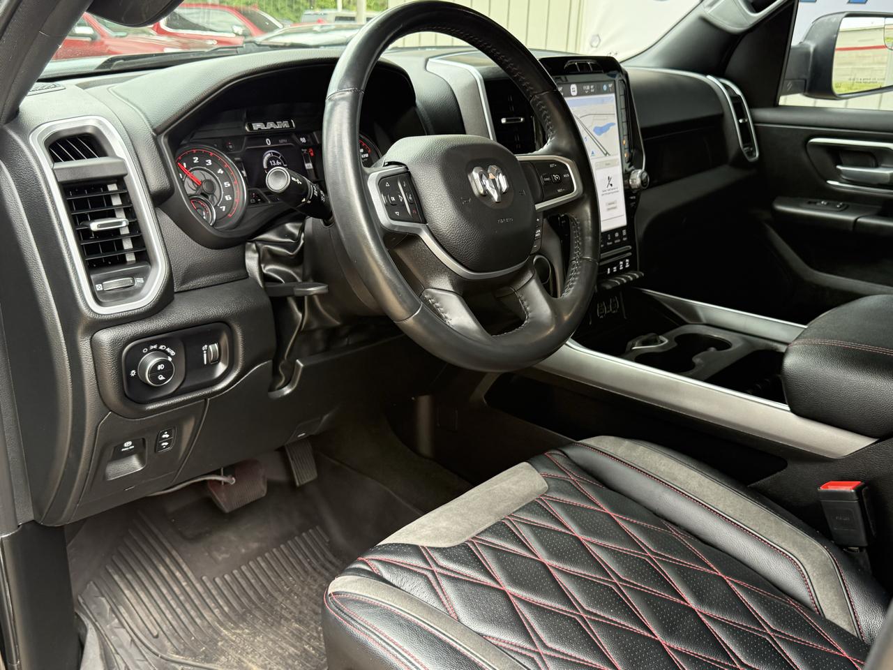 RAM 1500 Big Horn 4x4 Crew Cab 5'7" Box 2023