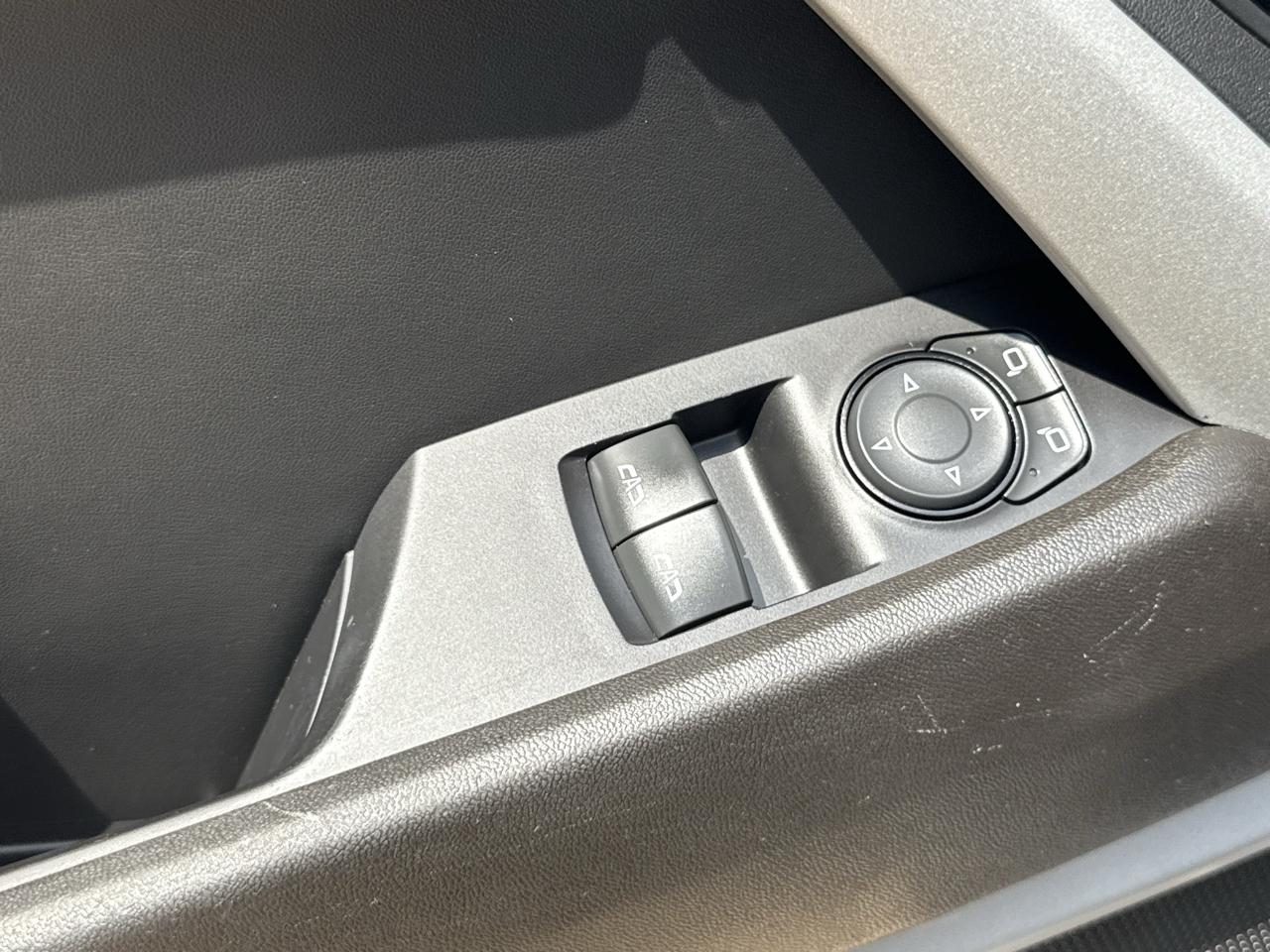 Chevrolet Camaro 2dr Cpe 2LT 2021