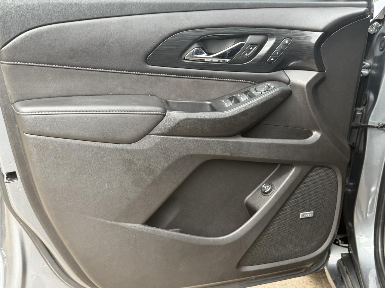 Chevrolet Traverse FWD 4dr High Country 2021