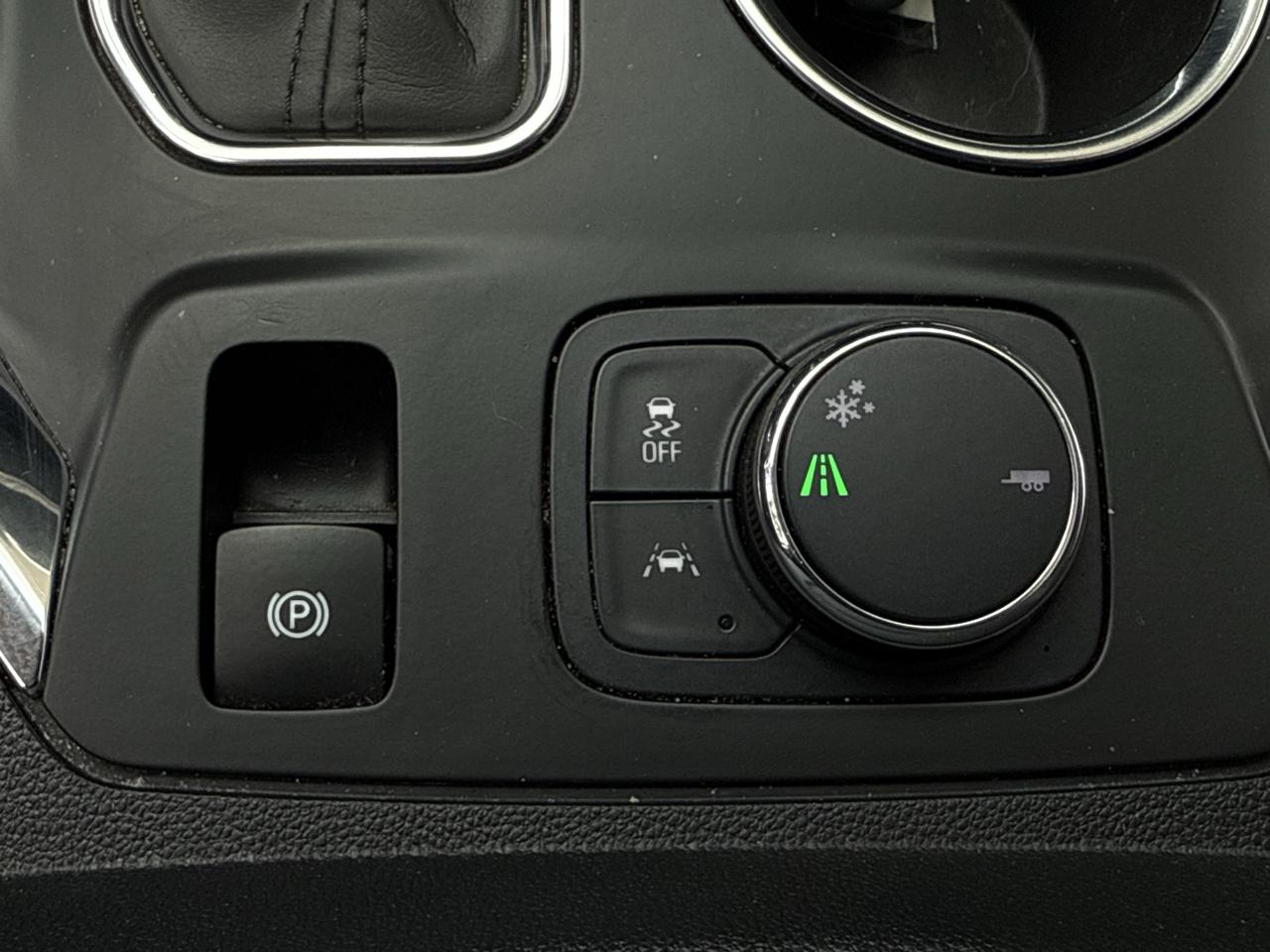 Chevrolet Traverse FWD 4dr High Country 2021