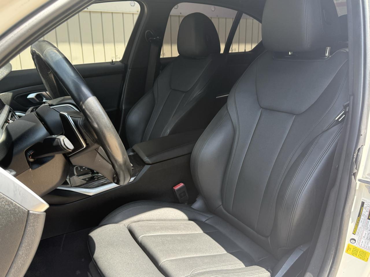 BMW 3 Series 330i Sedan 2019