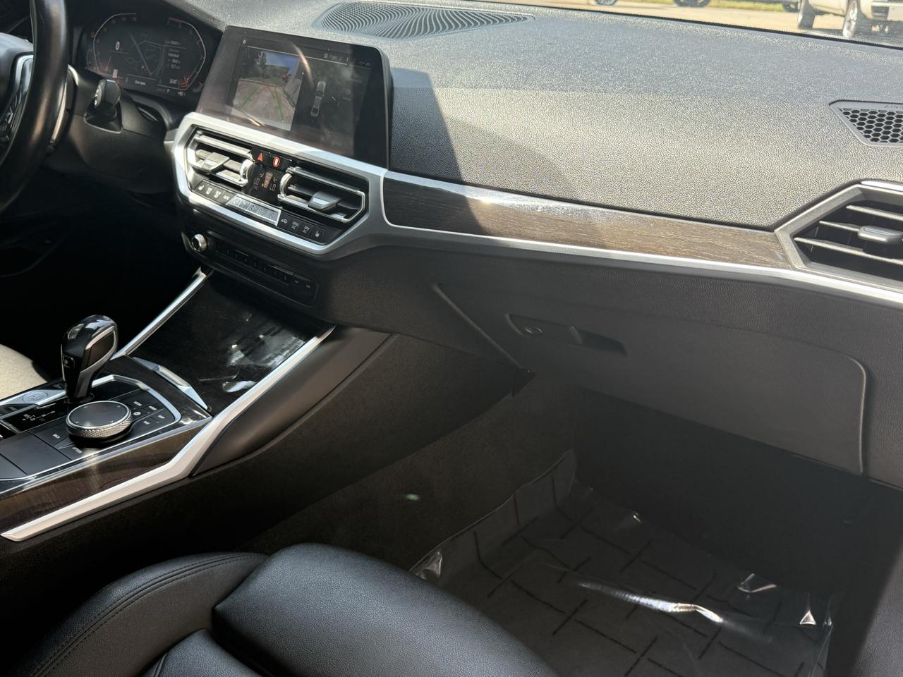 BMW 3 Series 330i Sedan 2019