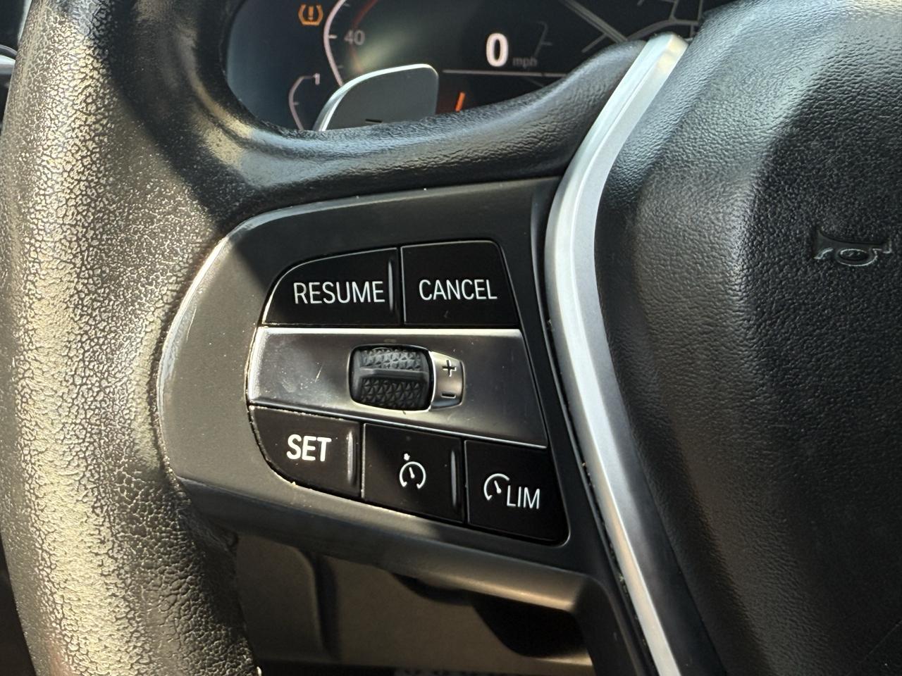 BMW 3 Series 330i Sedan 2019