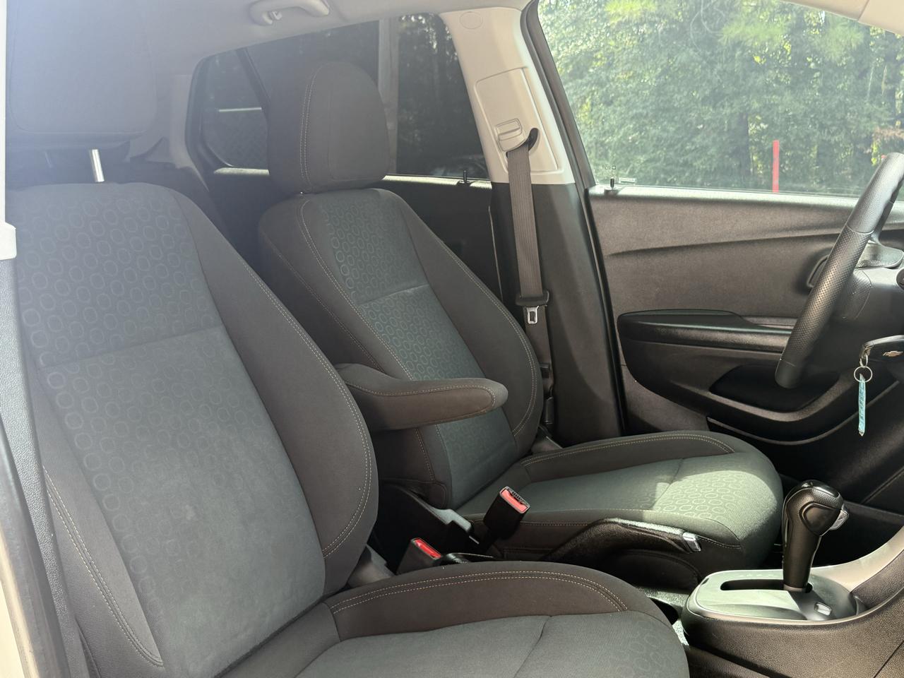 Chevrolet Trax FWD 4dr LS 2022