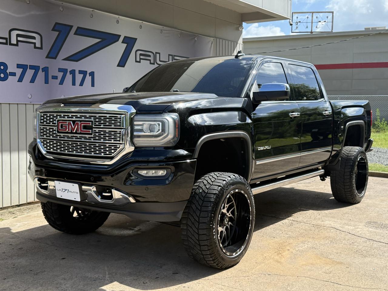 2016 GMC Sierra 1500 4WD Crew Cab 143.5" Denali