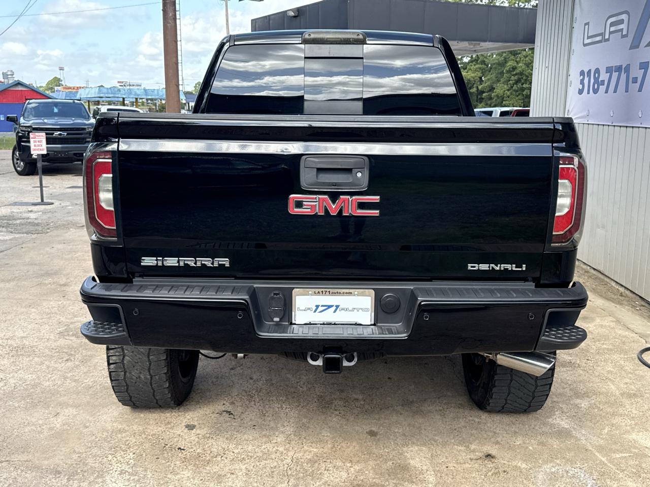 GMC Sierra 1500 4WD Crew Cab 143.5" Denali 2016