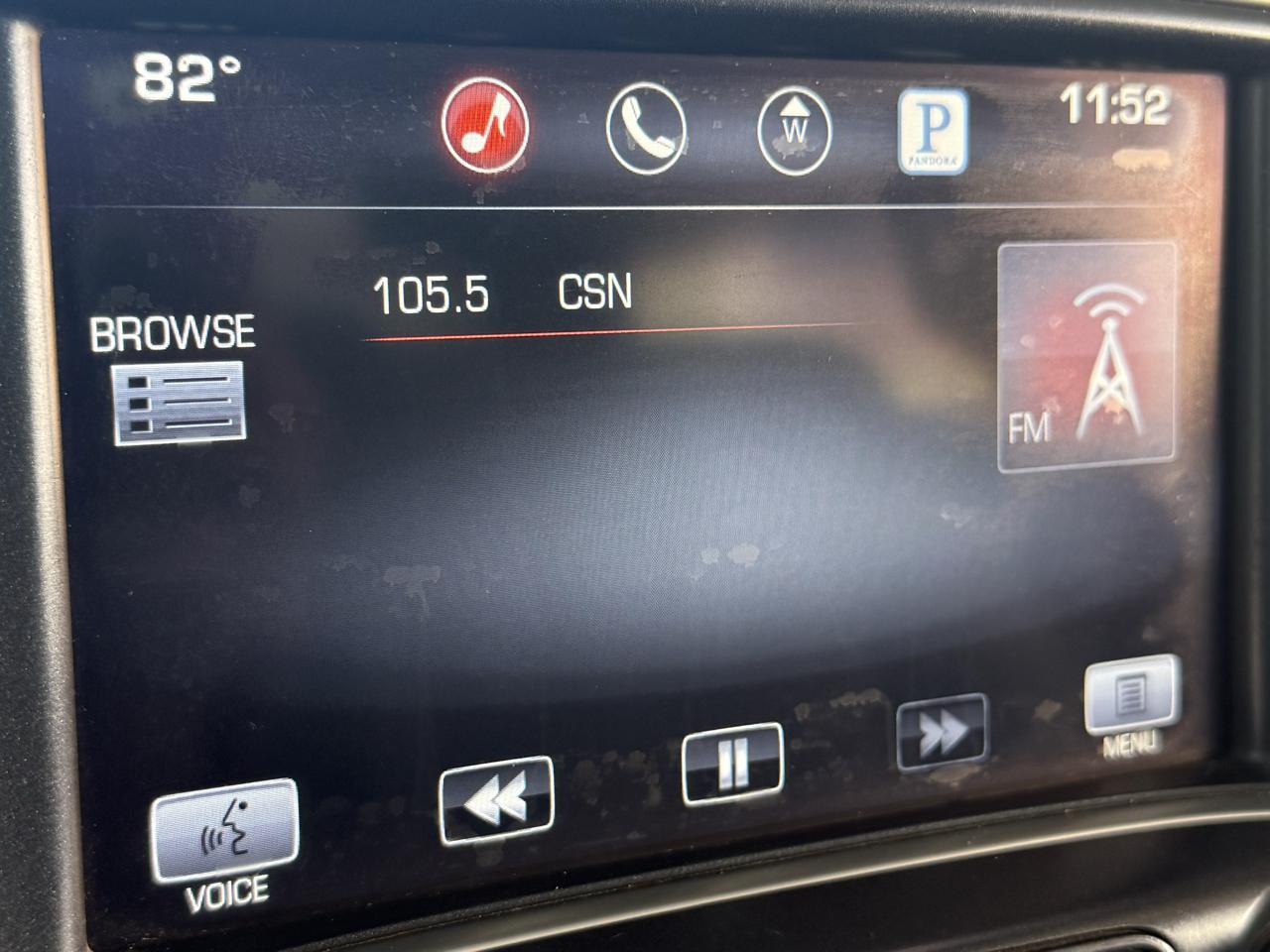 GMC Sierra 1500 4WD Crew Cab 143.5" SLT 2014
