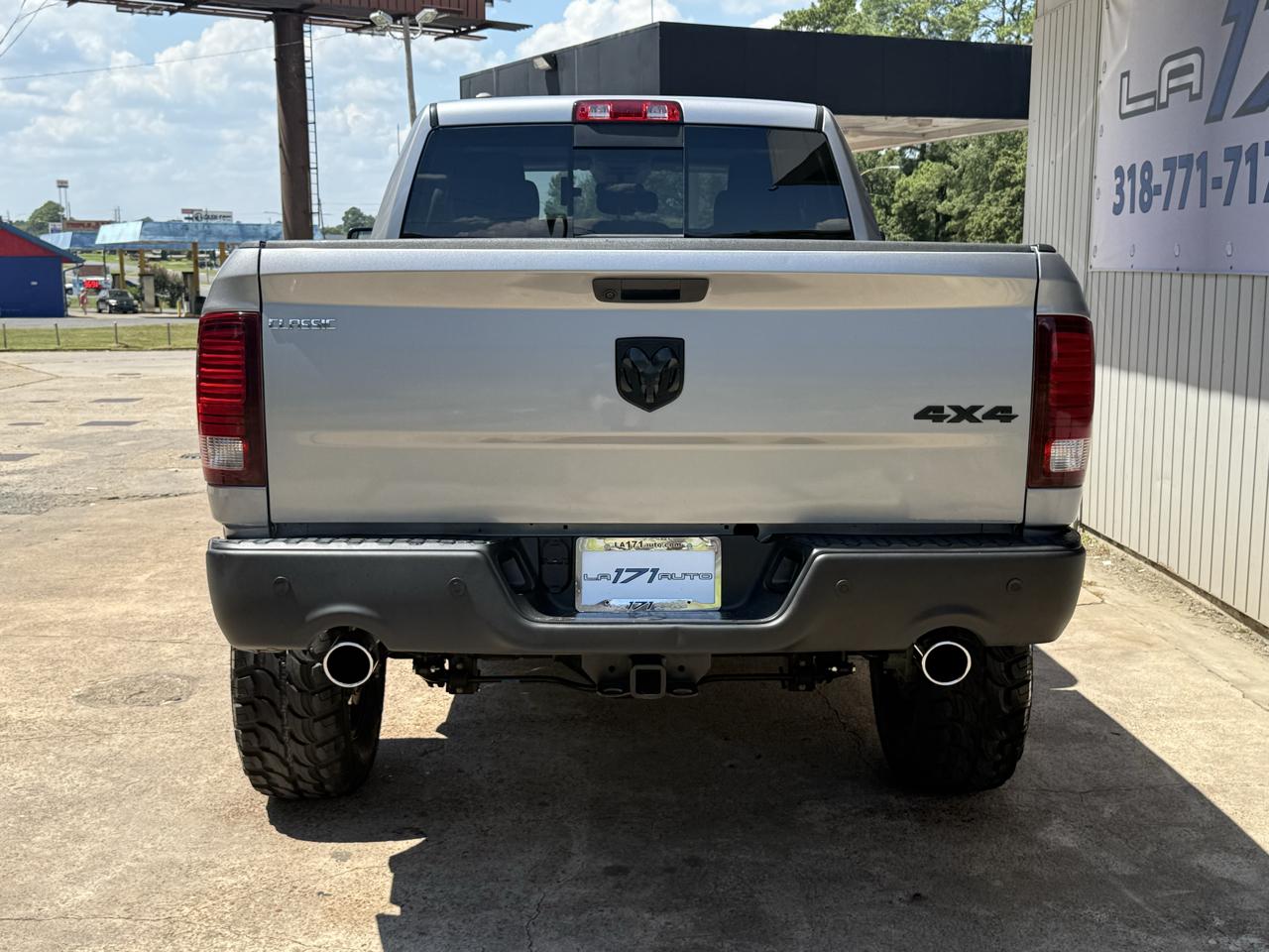 RAM 1500 Classic Warlock 4x4 Quad Cab 6'4" Box 2019