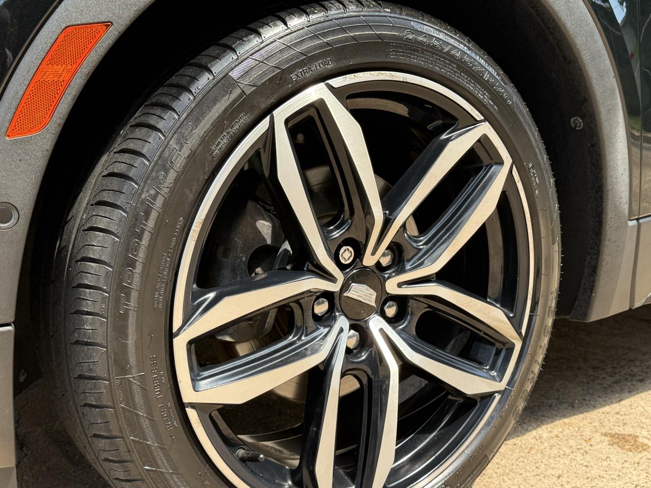 Cadillac XT4 FWD 4dr Sport 2019