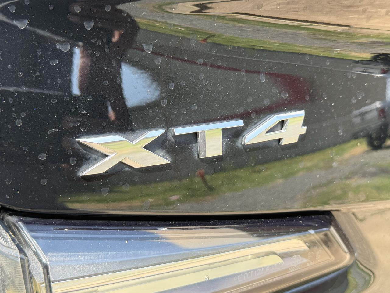 Cadillac XT4 FWD 4dr Sport 2019