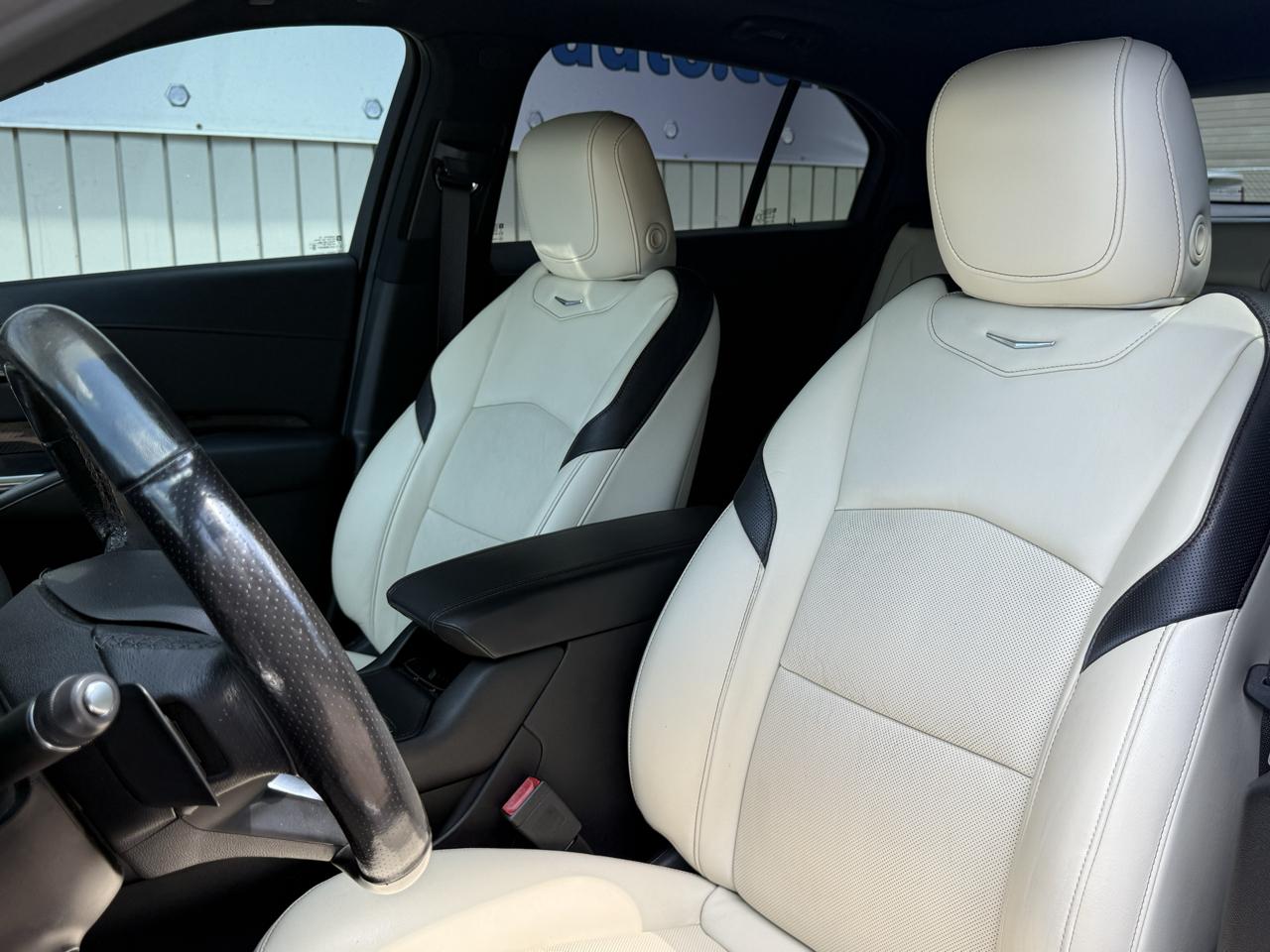 Cadillac XT4 FWD 4dr Sport 2019