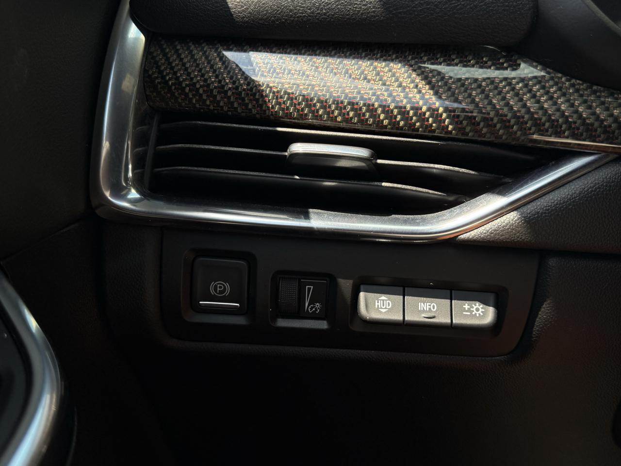 Cadillac XT4 FWD 4dr Sport 2019