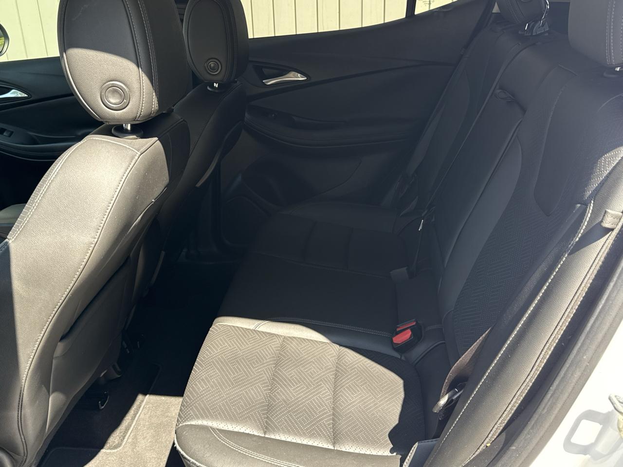 Buick Encore GX FWD 4dr Essence 2020