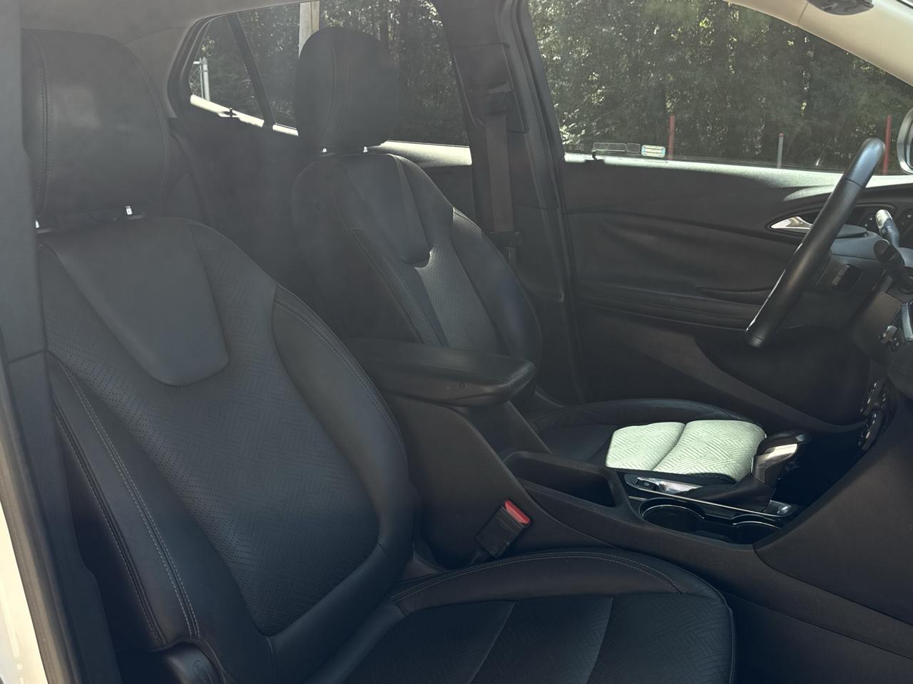 Buick Encore GX FWD 4dr Essence 2020