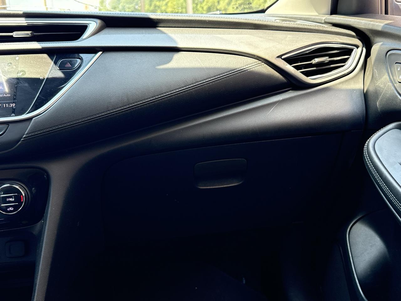 Buick Encore GX FWD 4dr Essence 2020
