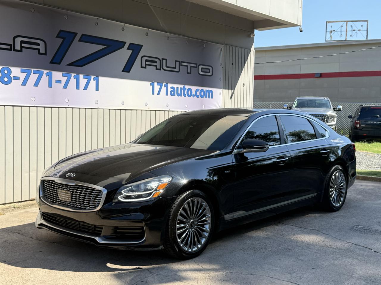 2019 Kia K900 V6 Luxury