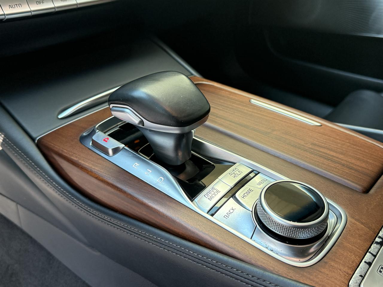 Kia K900 V6 Luxury 2019