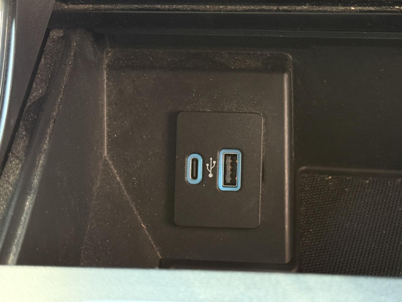 Ford F-150 Lariat 2WD SuperCrew 5.5' Box 2022