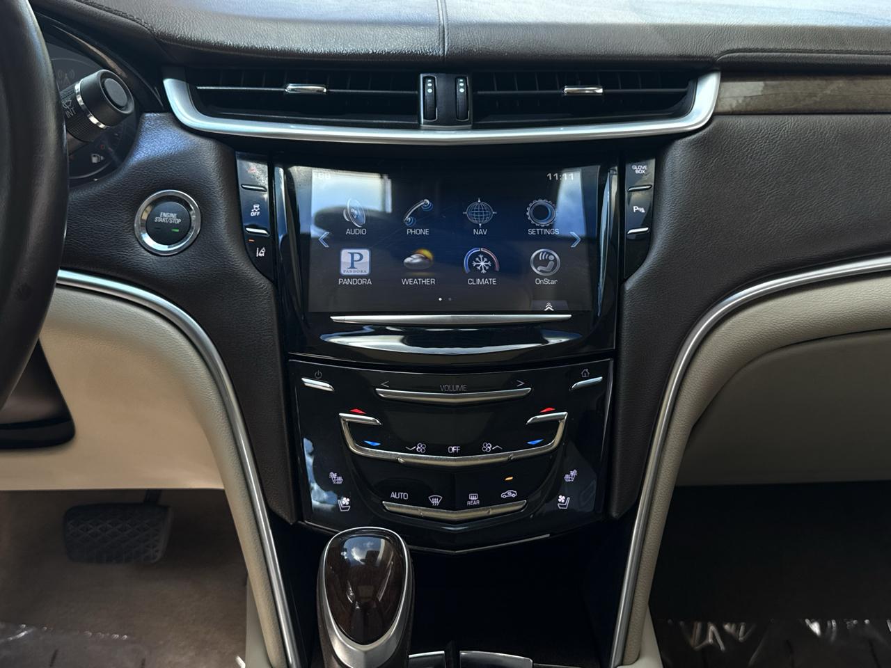 Cadillac XTS 4dr Sdn Premium FWD 2013