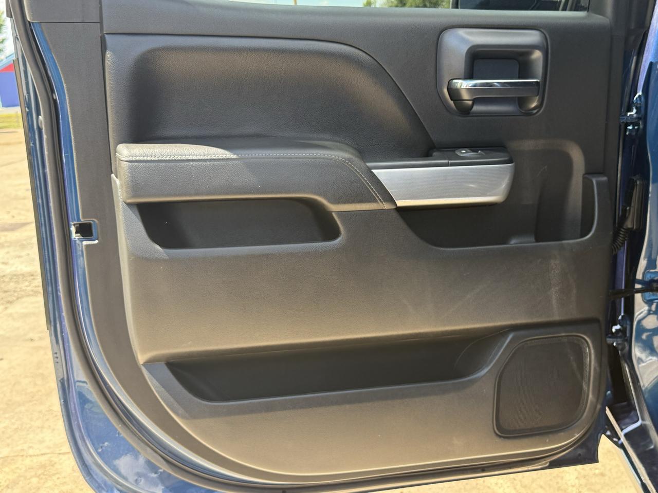 Chevrolet Silverado 1500 4WD Crew Cab 143.5" LT w/2LT 2018