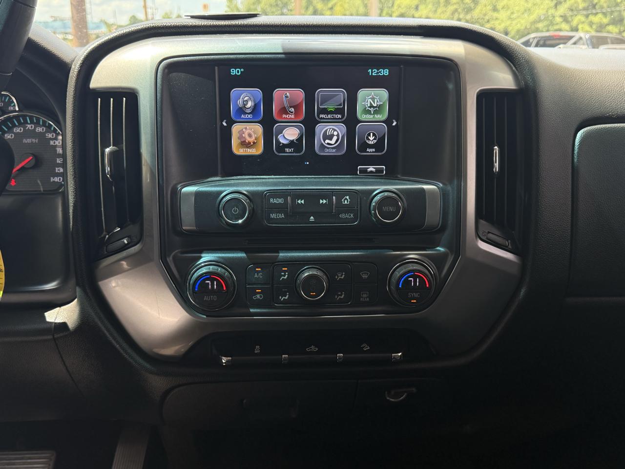 Chevrolet Silverado 1500 4WD Crew Cab 143.5" LT w/2LT 2018