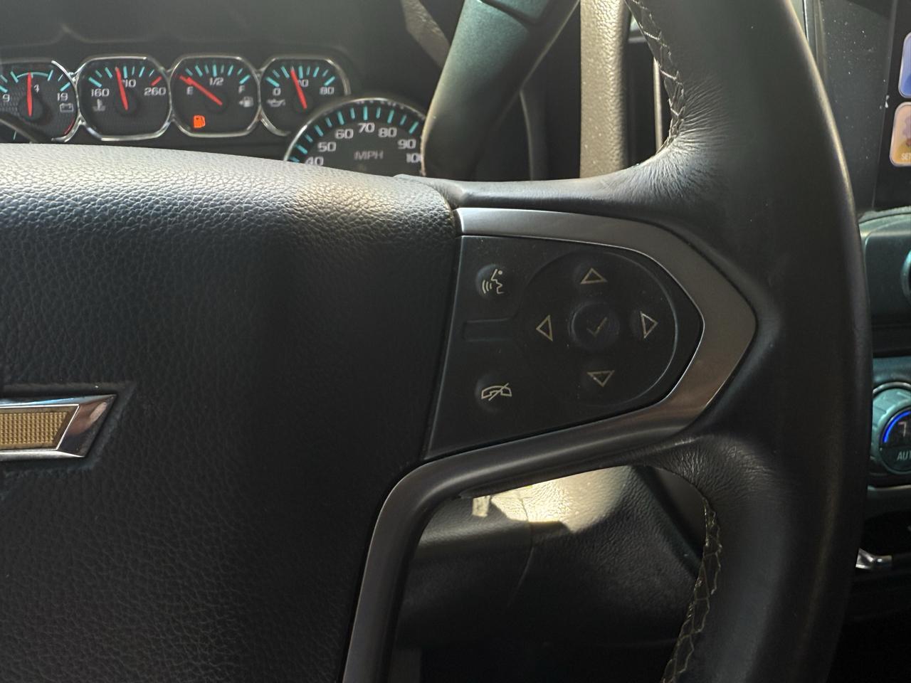 Chevrolet Silverado 1500 4WD Crew Cab 143.5" LT w/2LT 2018