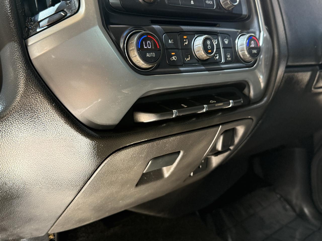 Chevrolet Silverado 1500 2WD Crew Cab 143.5" LT w/1LT 2017