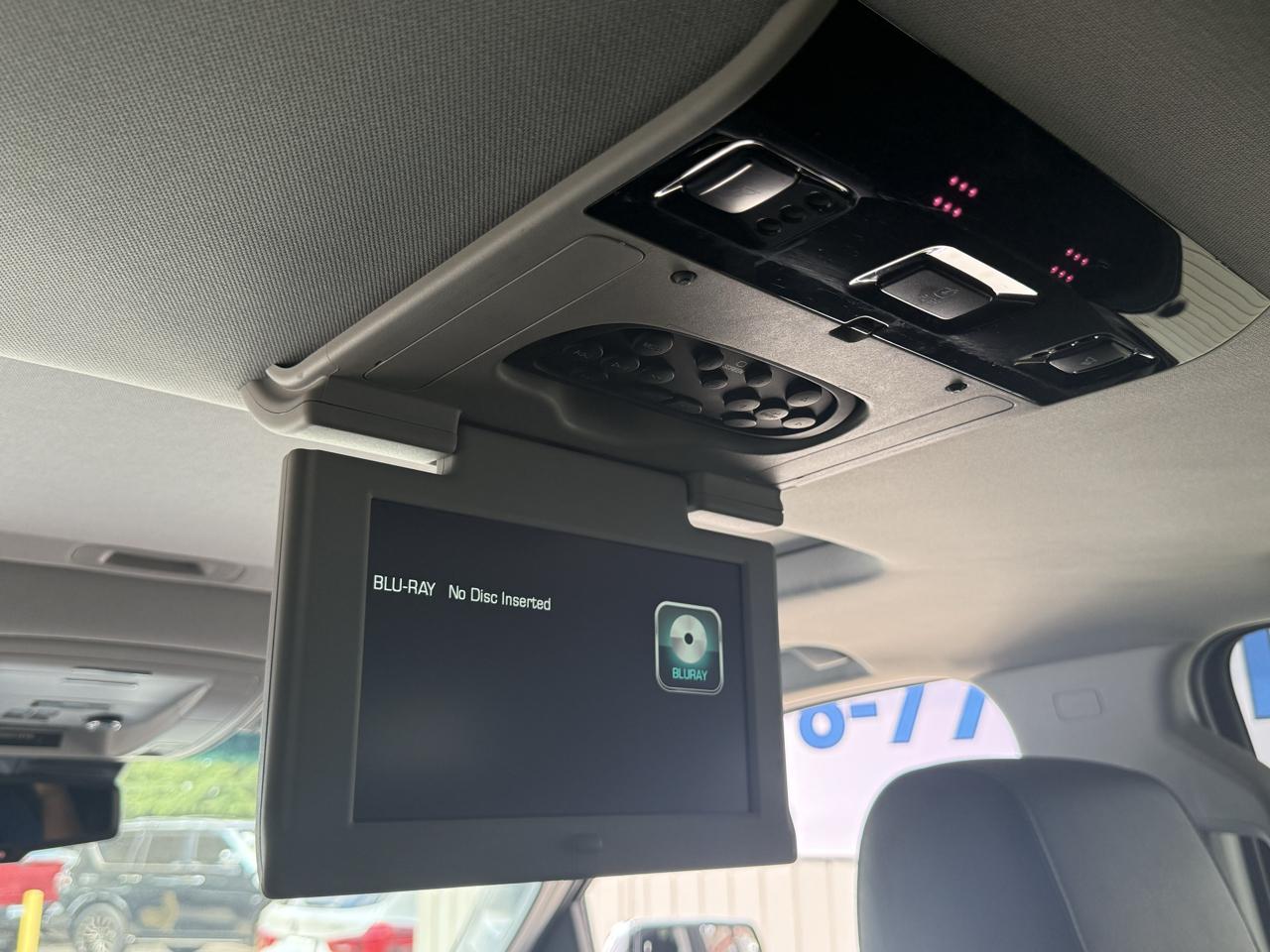 Chevrolet Tahoe 2WD 4dr Premier 2018