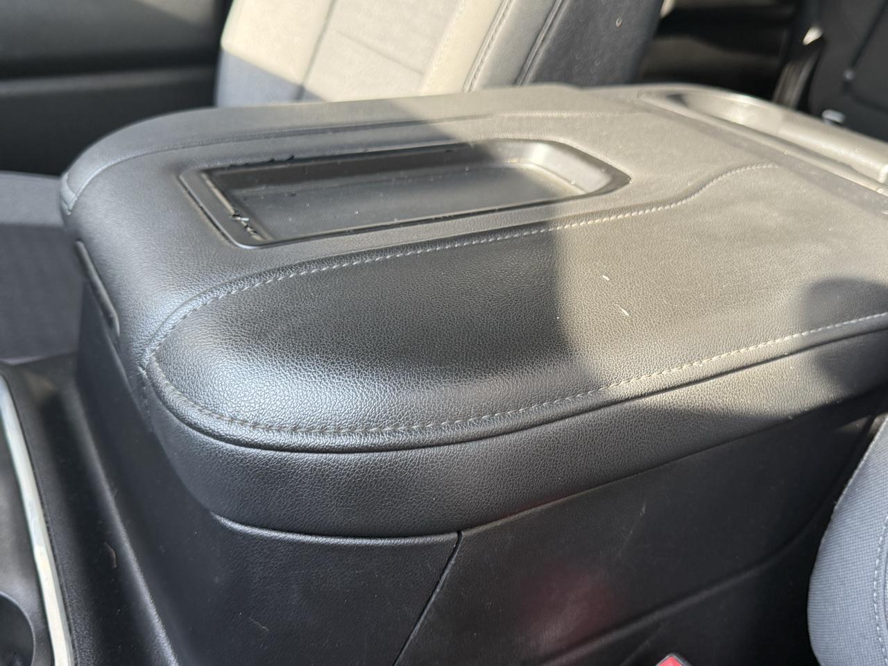 Chevrolet Silverado 1500 4WD Crew Cab 147" RST 2020